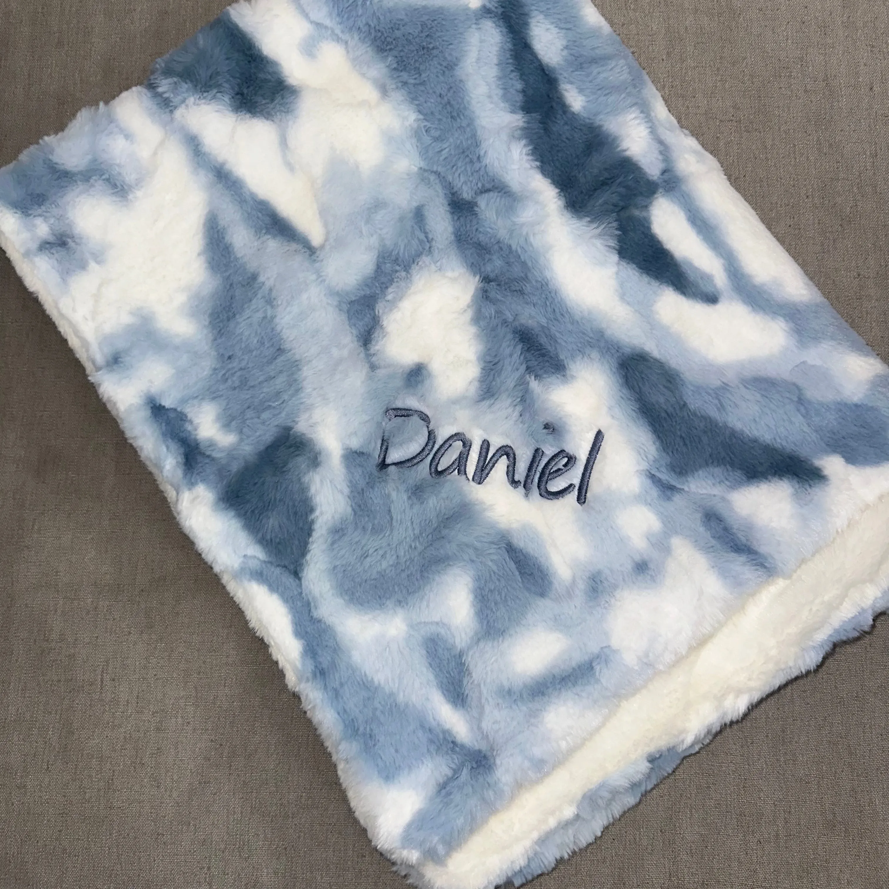 Confetti Blue/White Minky Blanket