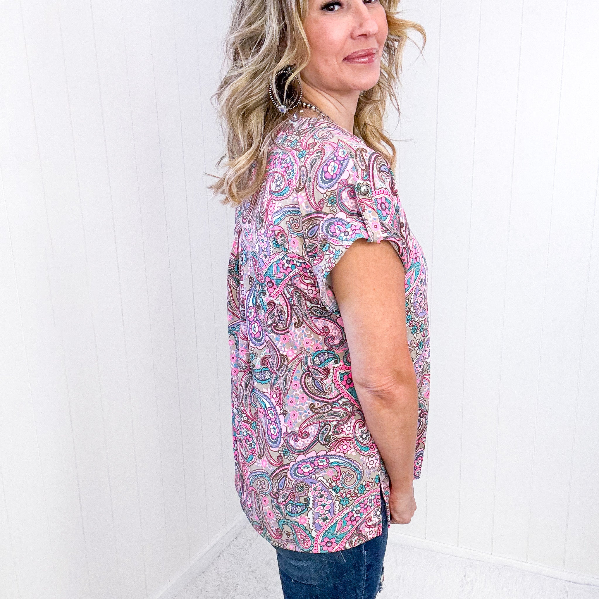 Dear Scarlett Lizzy Cap Sleeve Top in Pink Multi Paisley