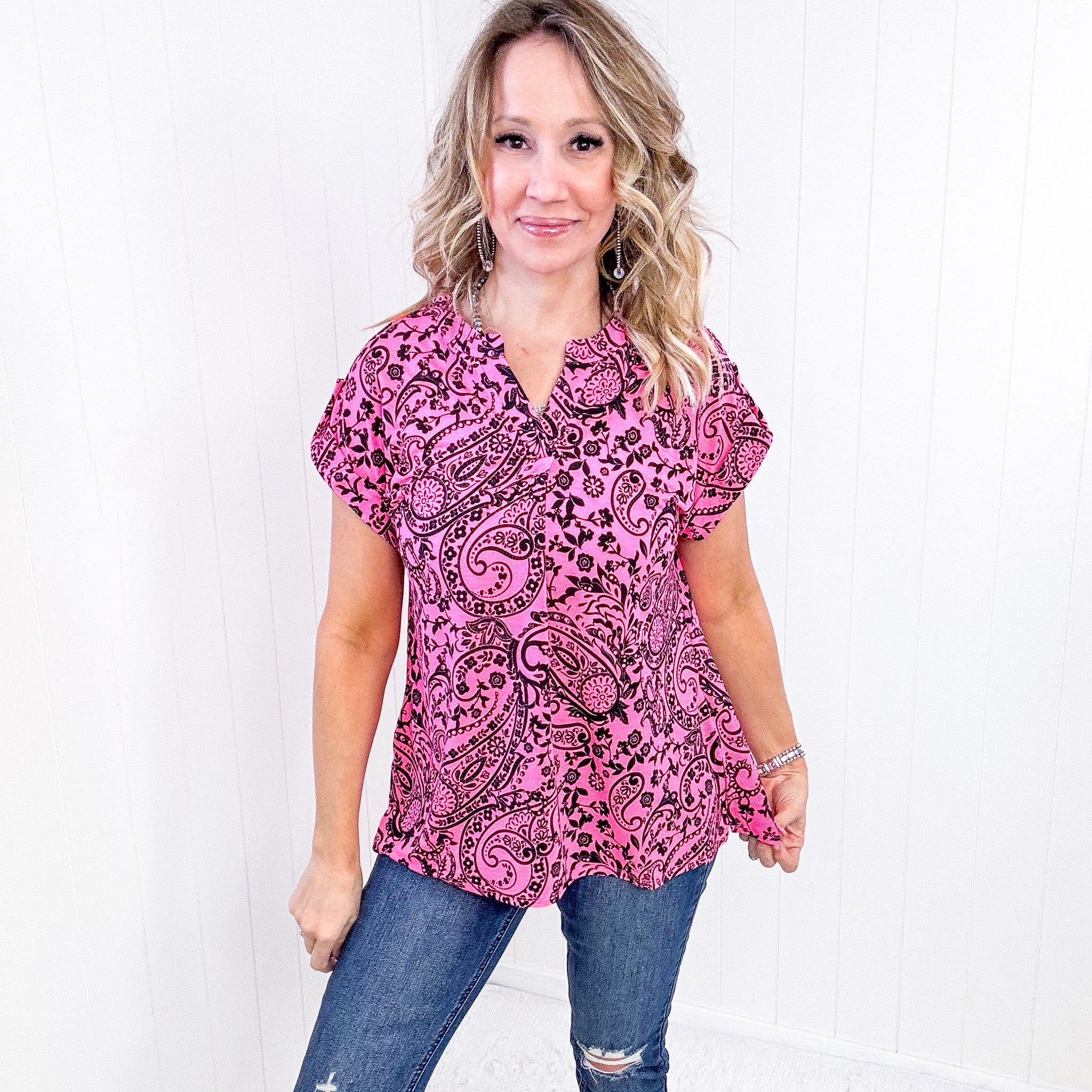 Dear Scarlett Lizzy Cap Sleeve Top in Pink Paisley