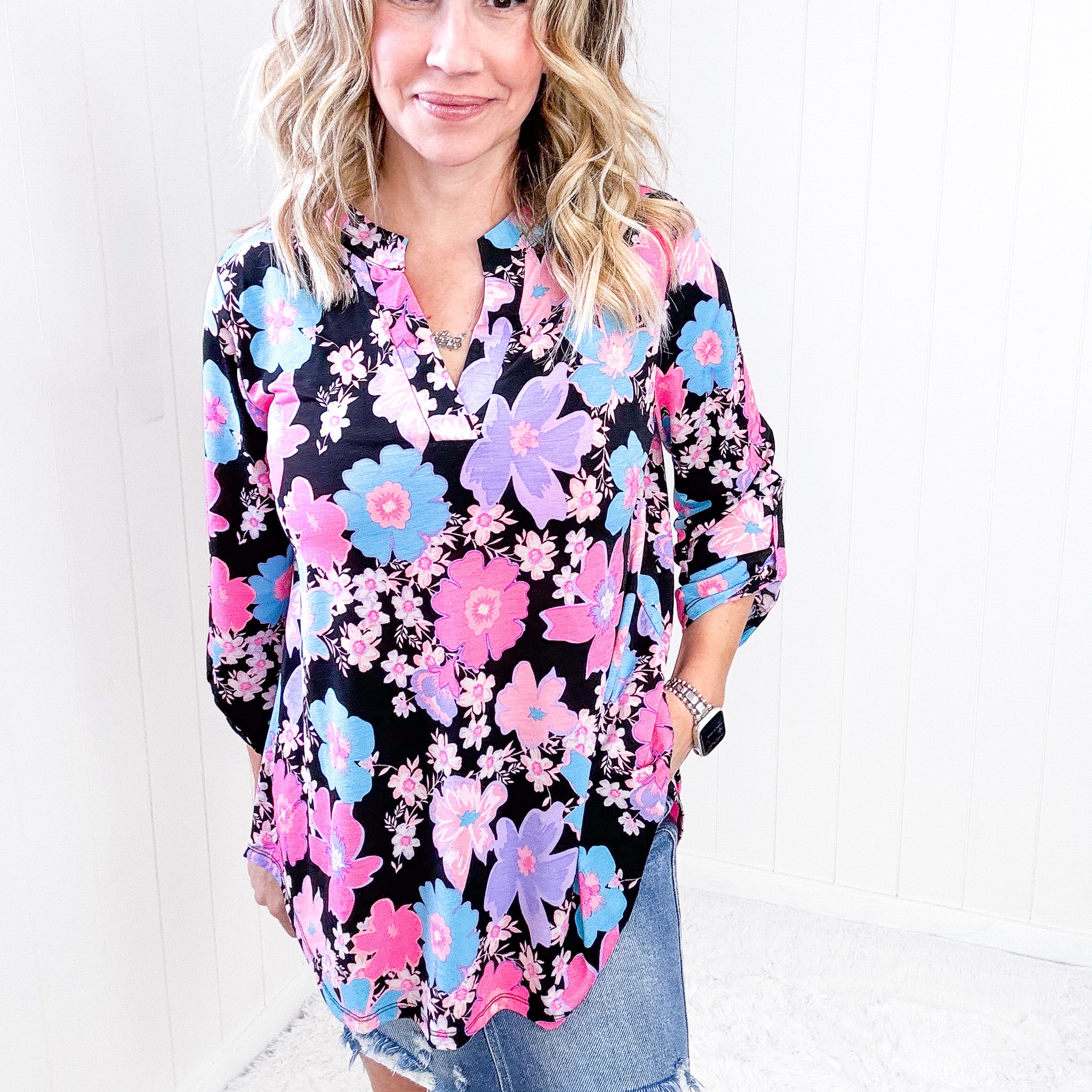 Dear Scarlett Lizzy Top in Black Bright Floral