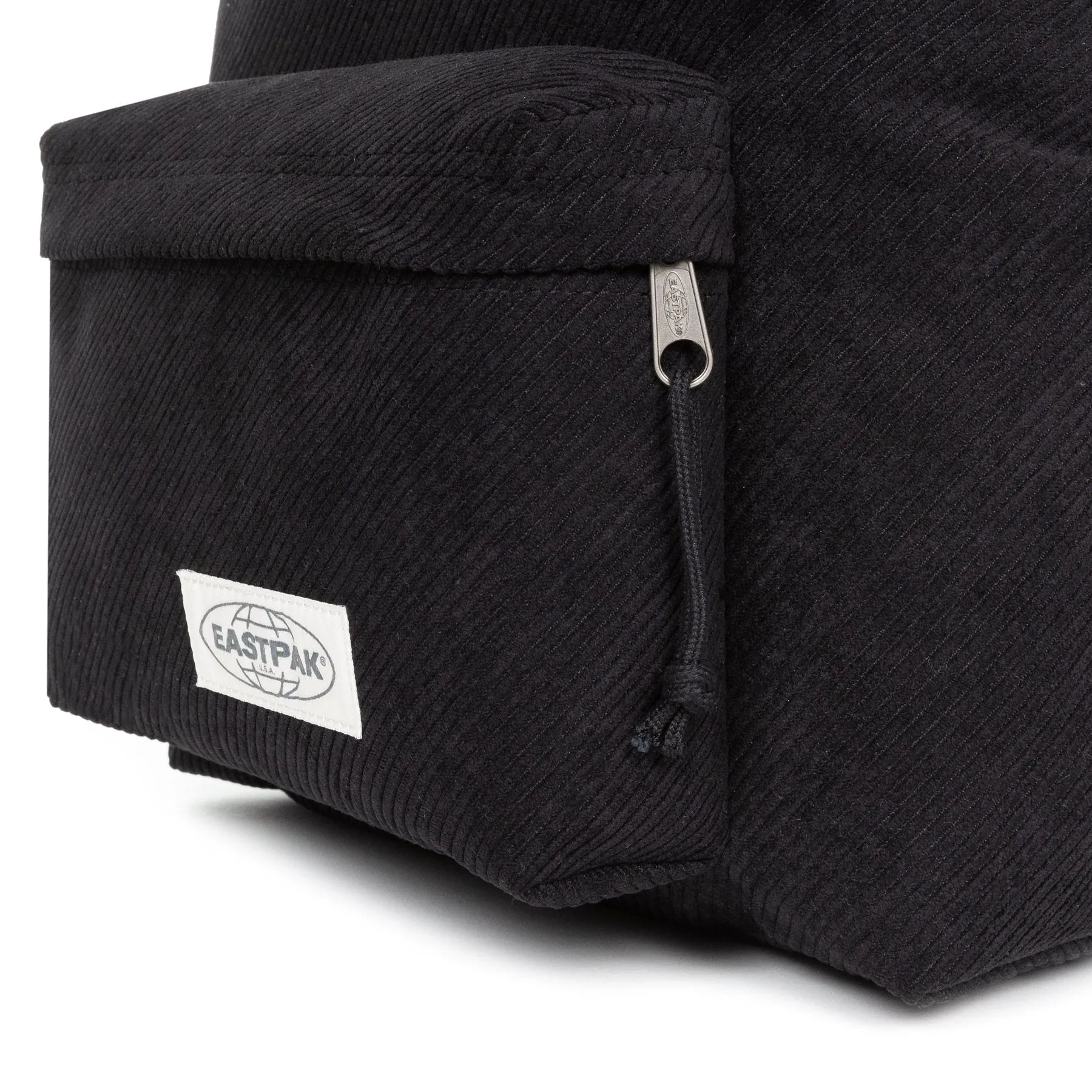 EASTPAK Padded Pak'R Cords Angled Black (Velours)