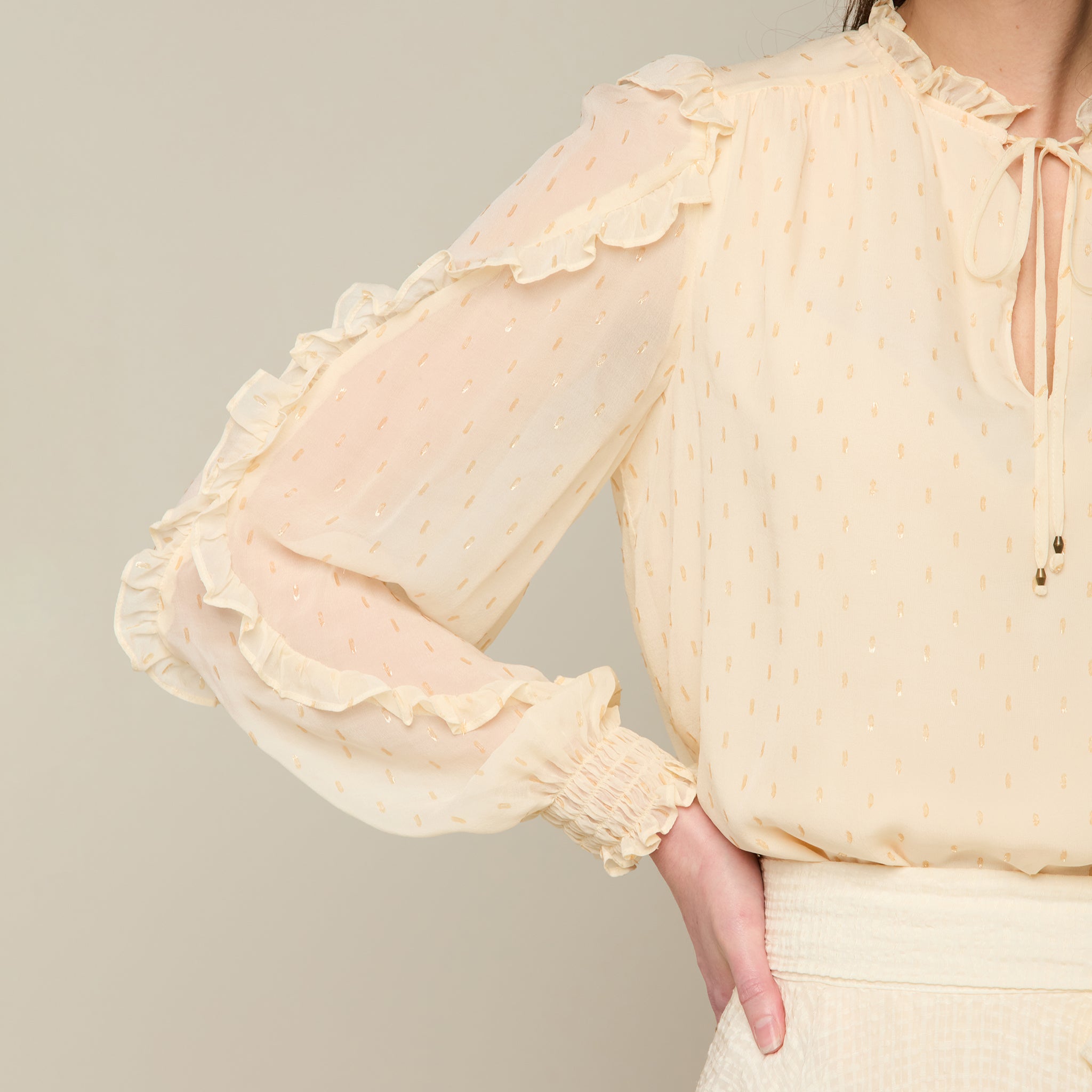 Hadley Long Sleeve Blouse :: Light Tan