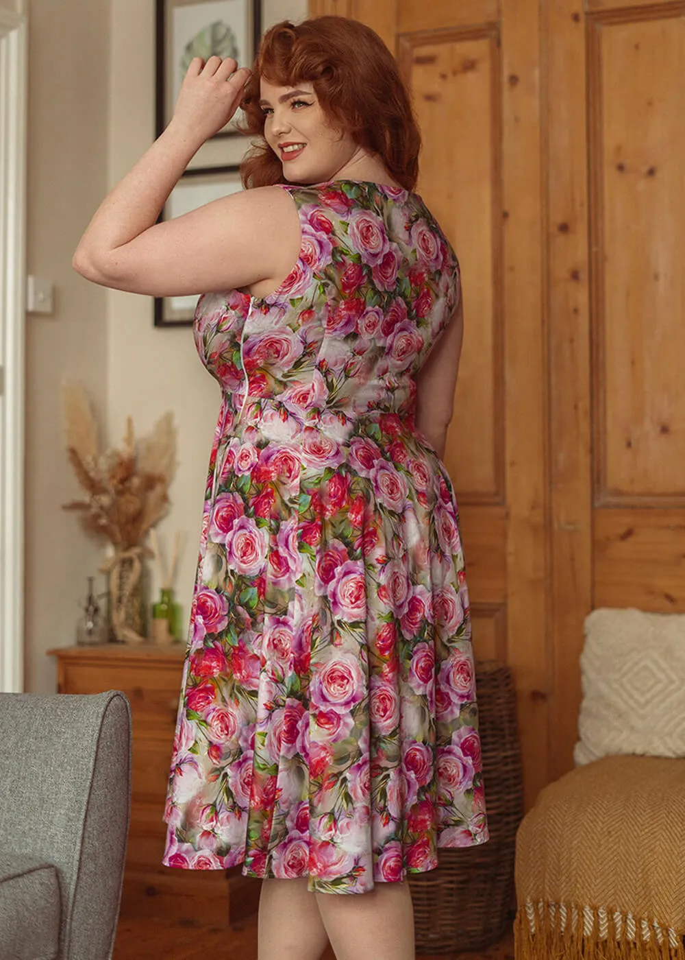 Hearts & Roses Lola Floral 50's Swing Dress Green