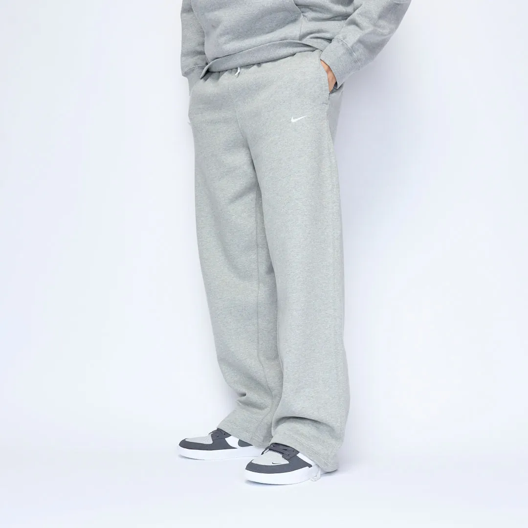 Nike - Solo Swoosh Fleece Pants (Dark Grey Heather/White)