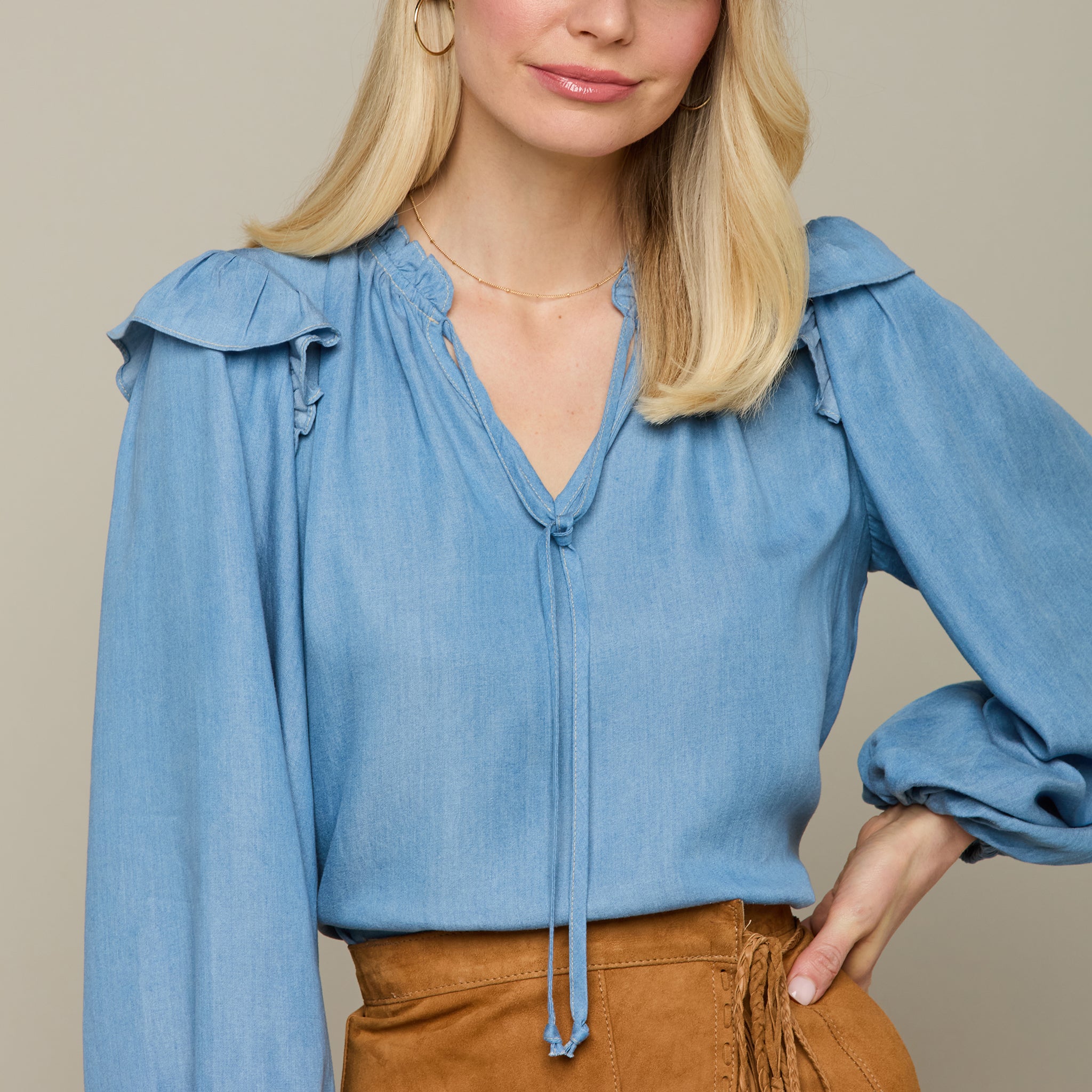 Skylar Long Sleeve Top :: Chambray